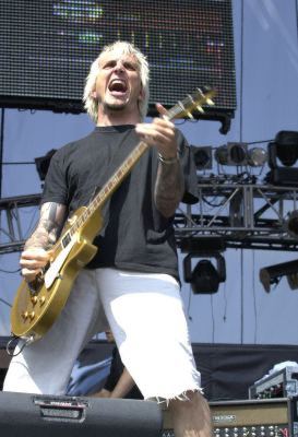 Art Alexakis