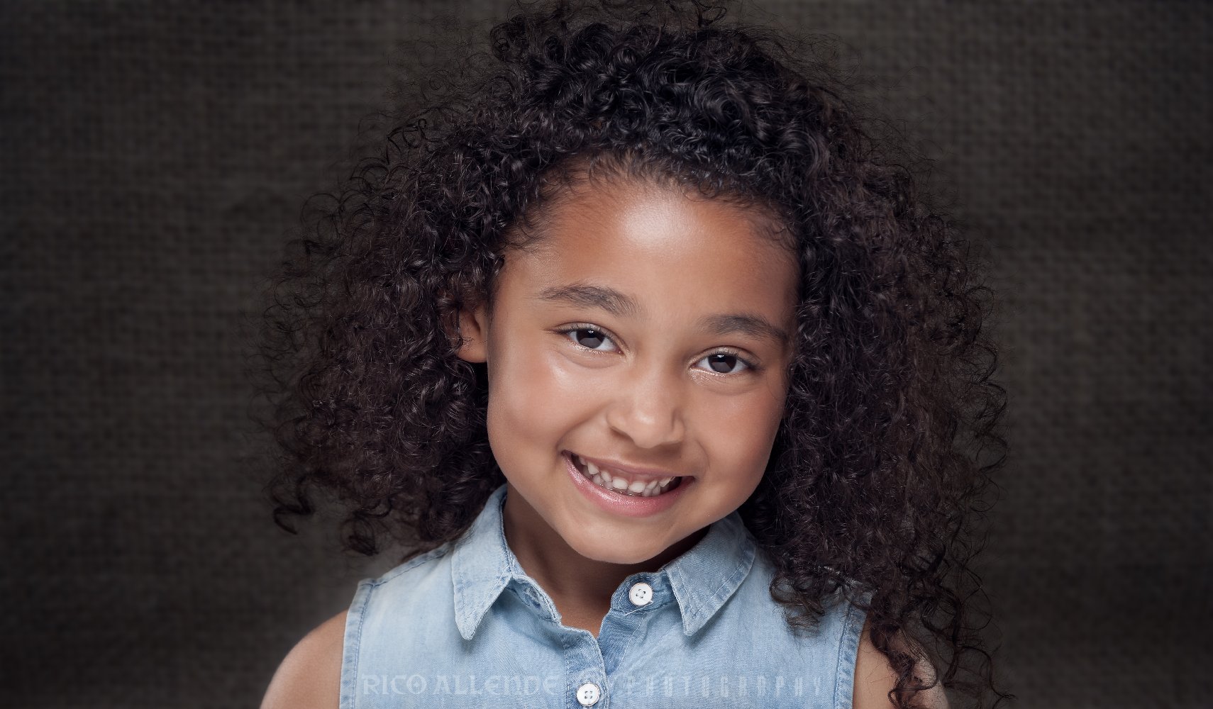 Gianna Lorenn Singleton