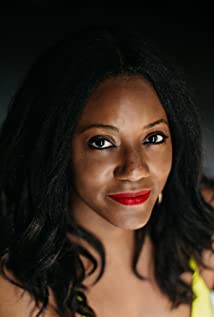 Angelica Leontyne