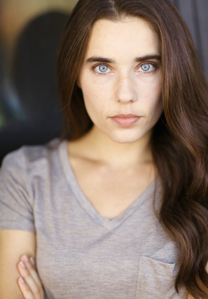 Alix Angelis
