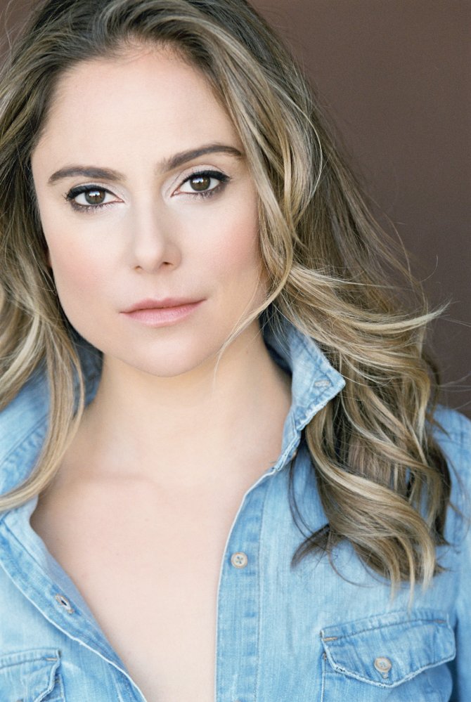 Amanda Brooks