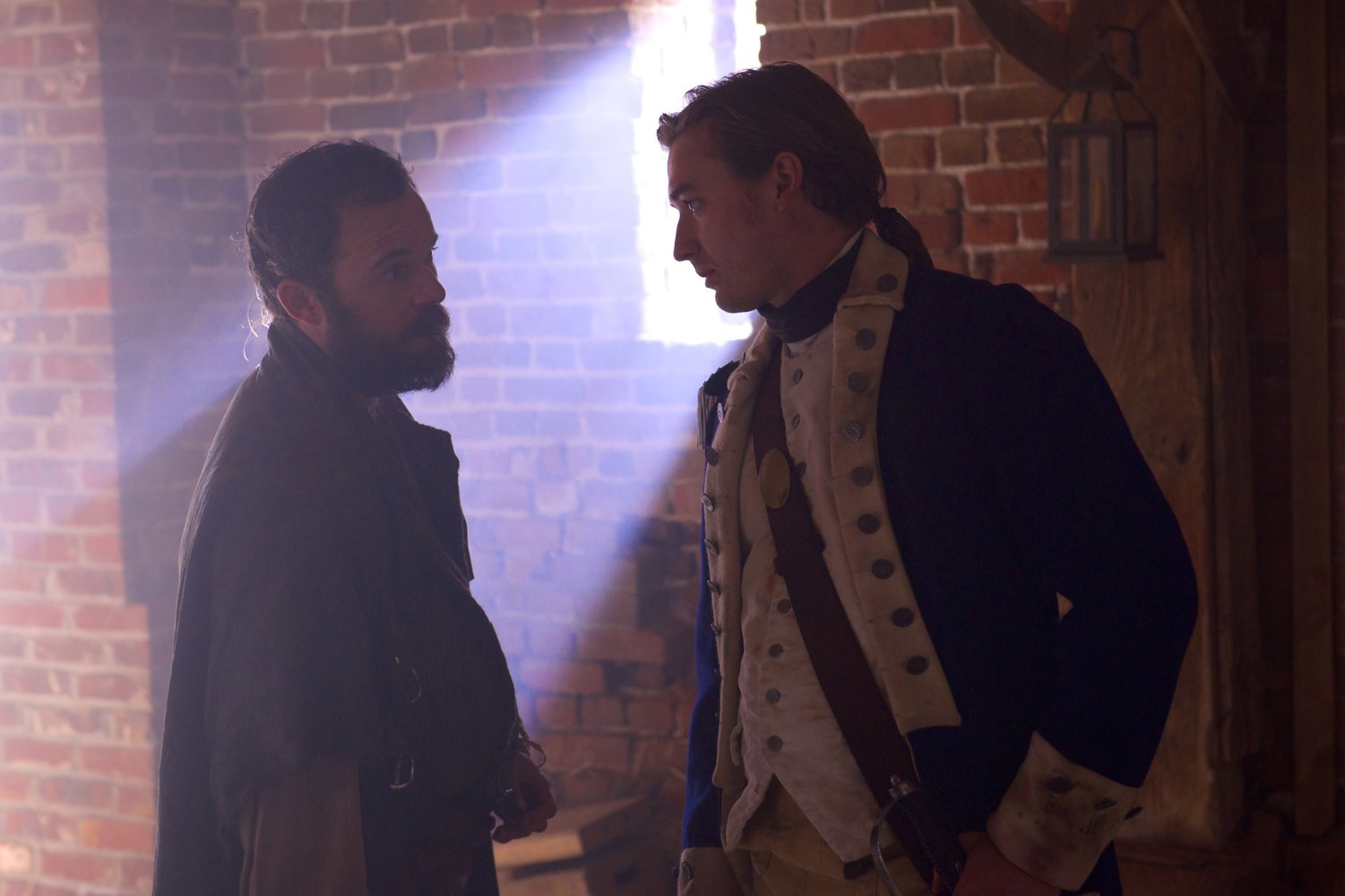 Daniel Henshall
