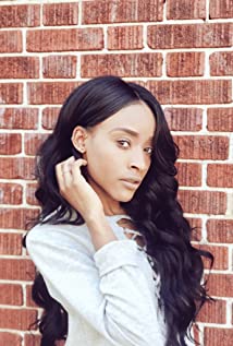 Essence McClanahan
