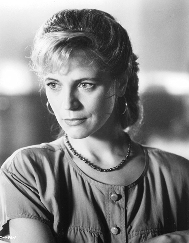 Dr. Suzanne Carter