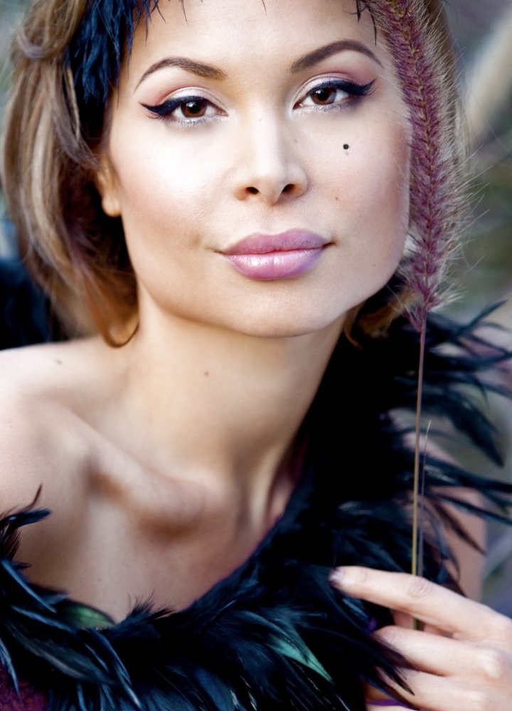Radhaa Nilia