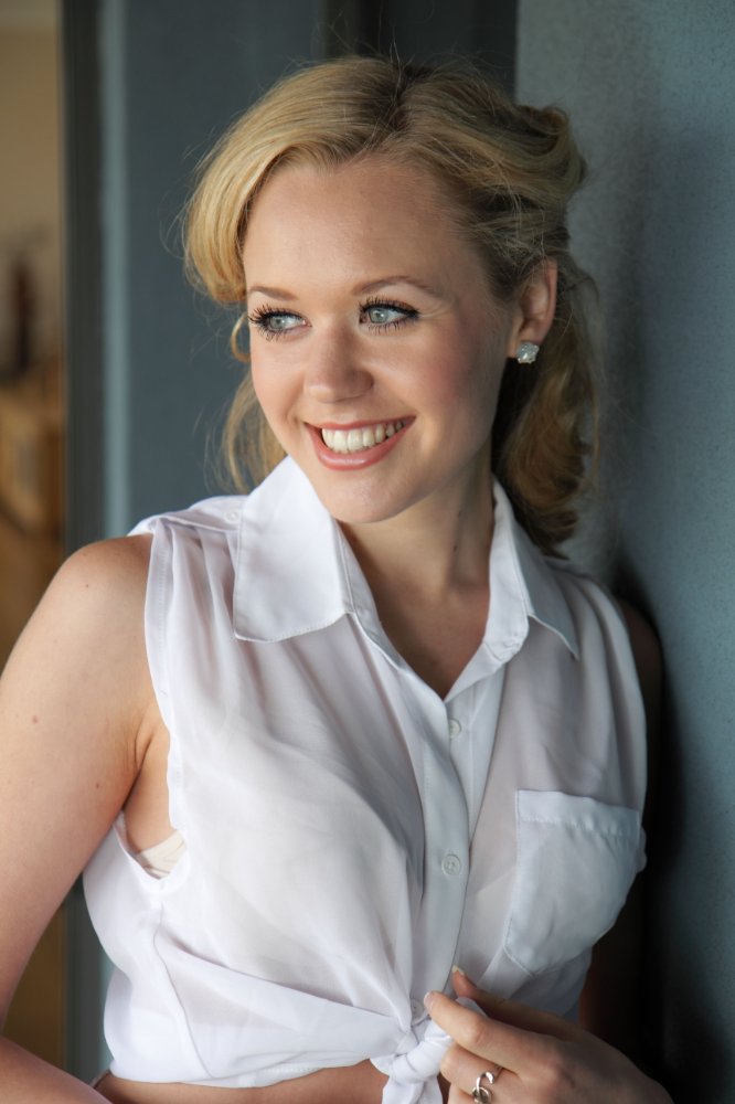 Clara Helms