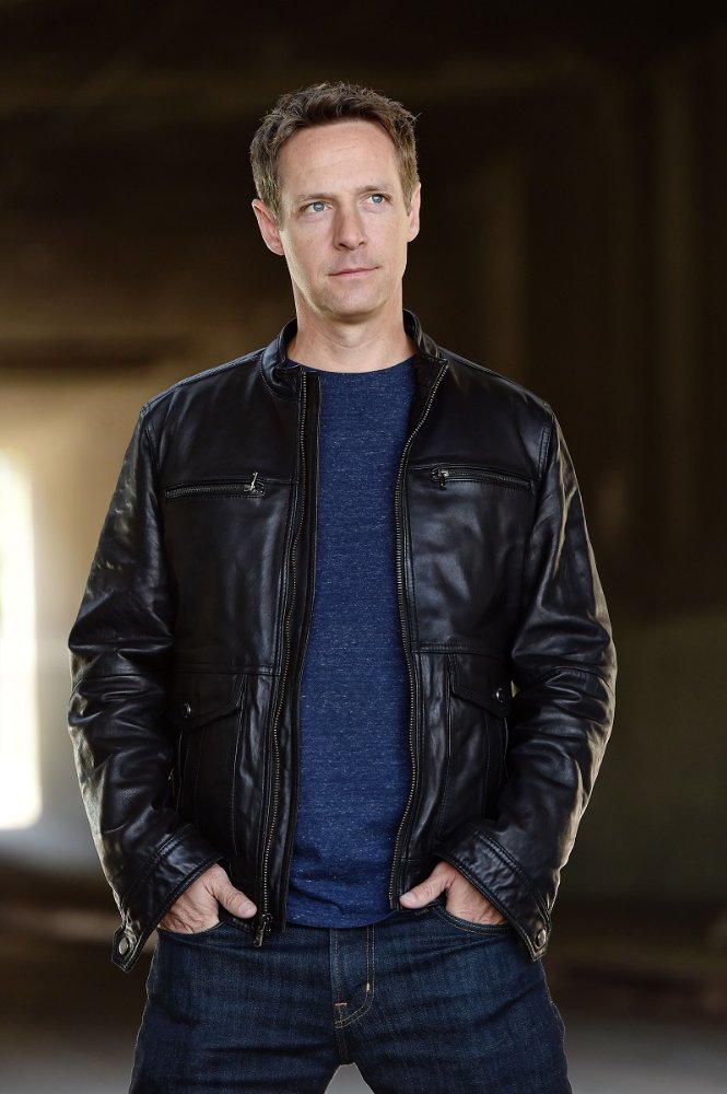 Christopher Rob Bowen