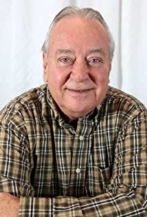 Max Weiss