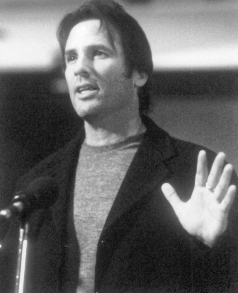 Hart Bochner
