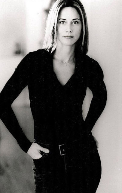 Jayne Brook