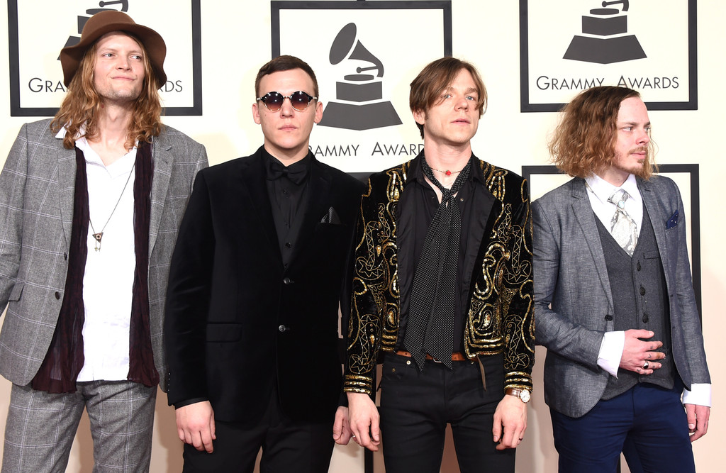 Cage the Elephant